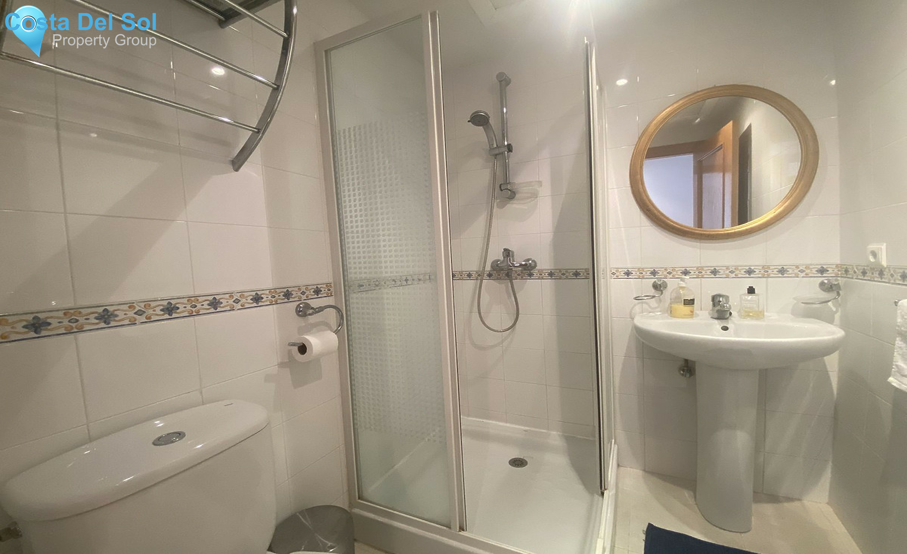 Top Floor Apartment in Selwo-1440909