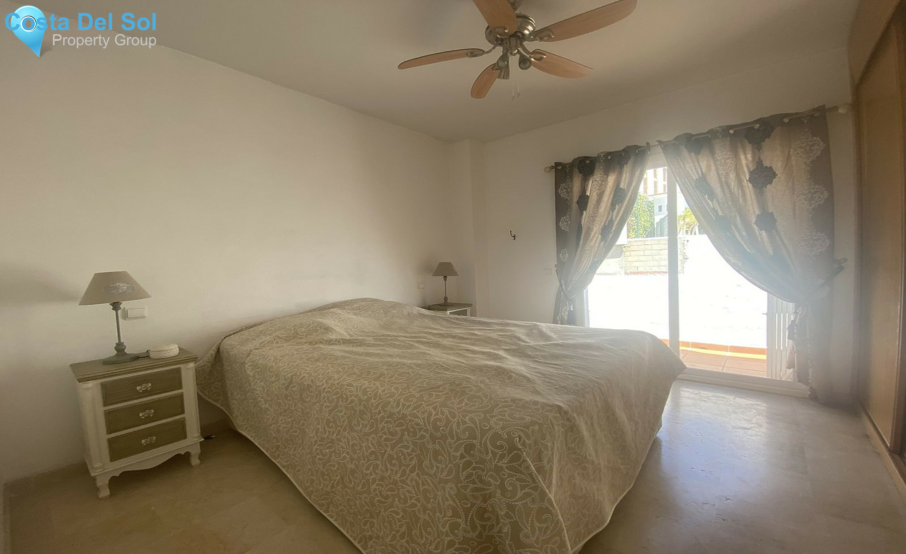 Top Floor Apartment in Selwo-1440911