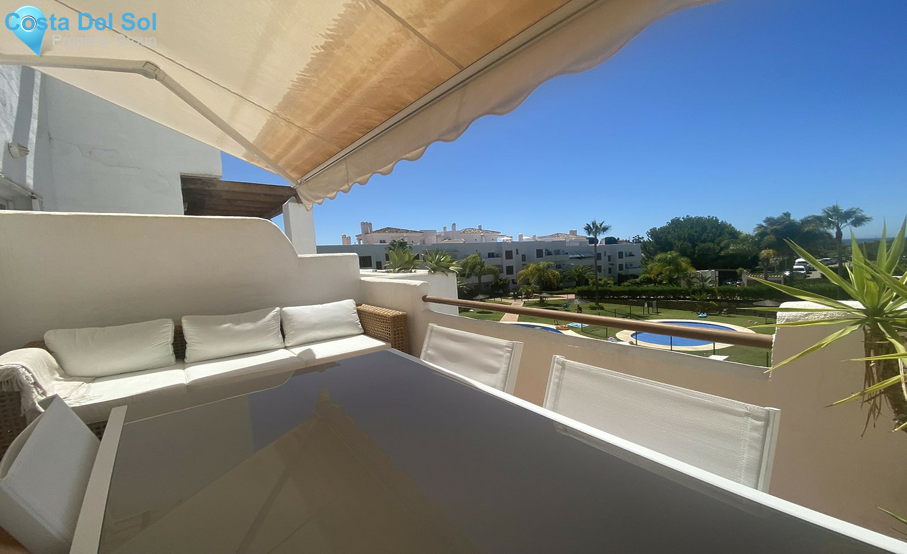 Top Floor Apartment in Selwo-1440902