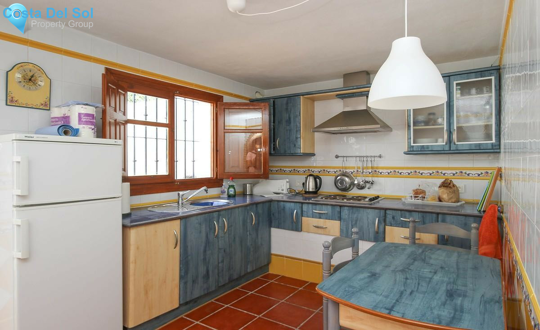 Townhouse in Alhaurín el Grande-1360399