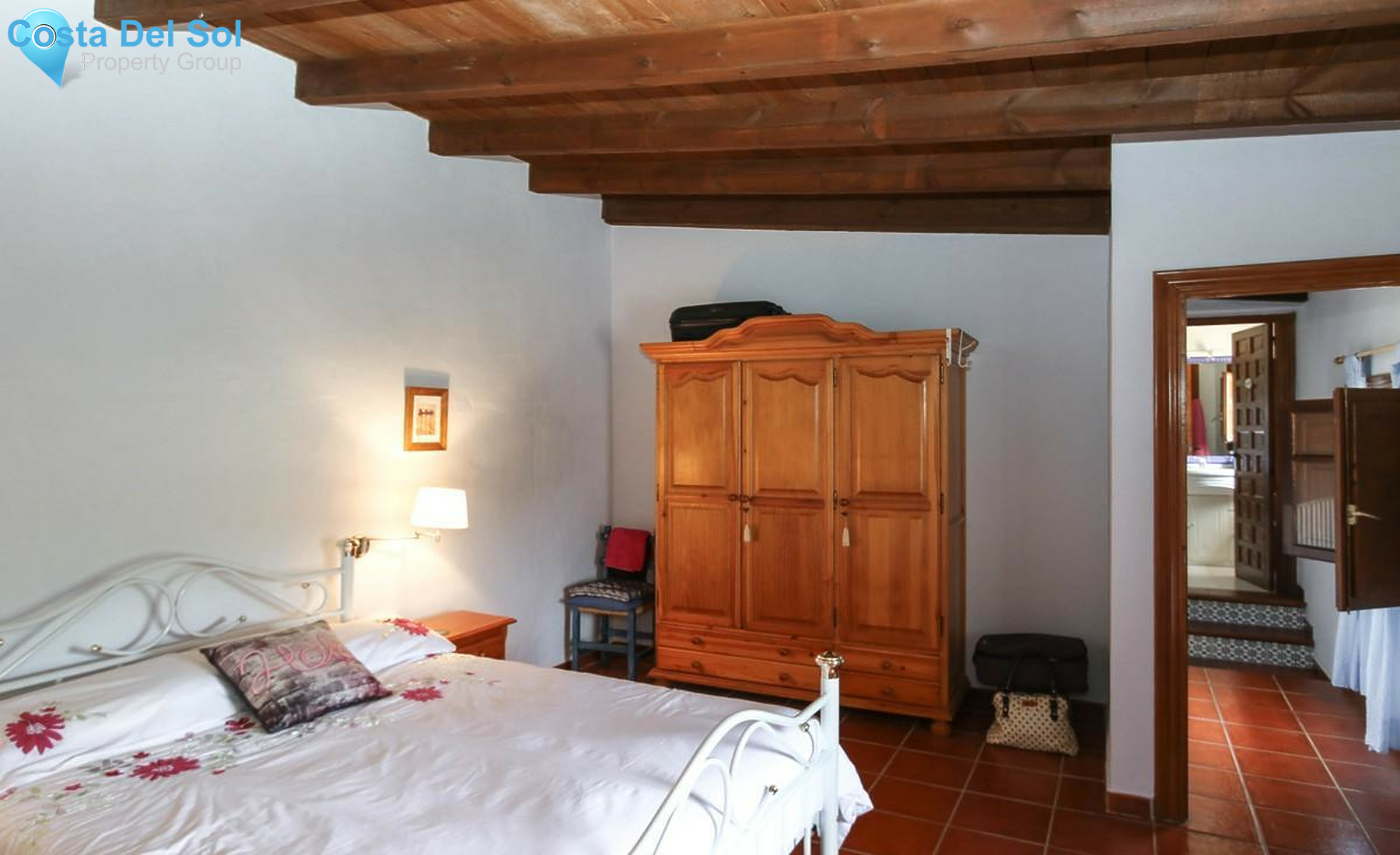 Townhouse in Alhaurín el Grande-1360401