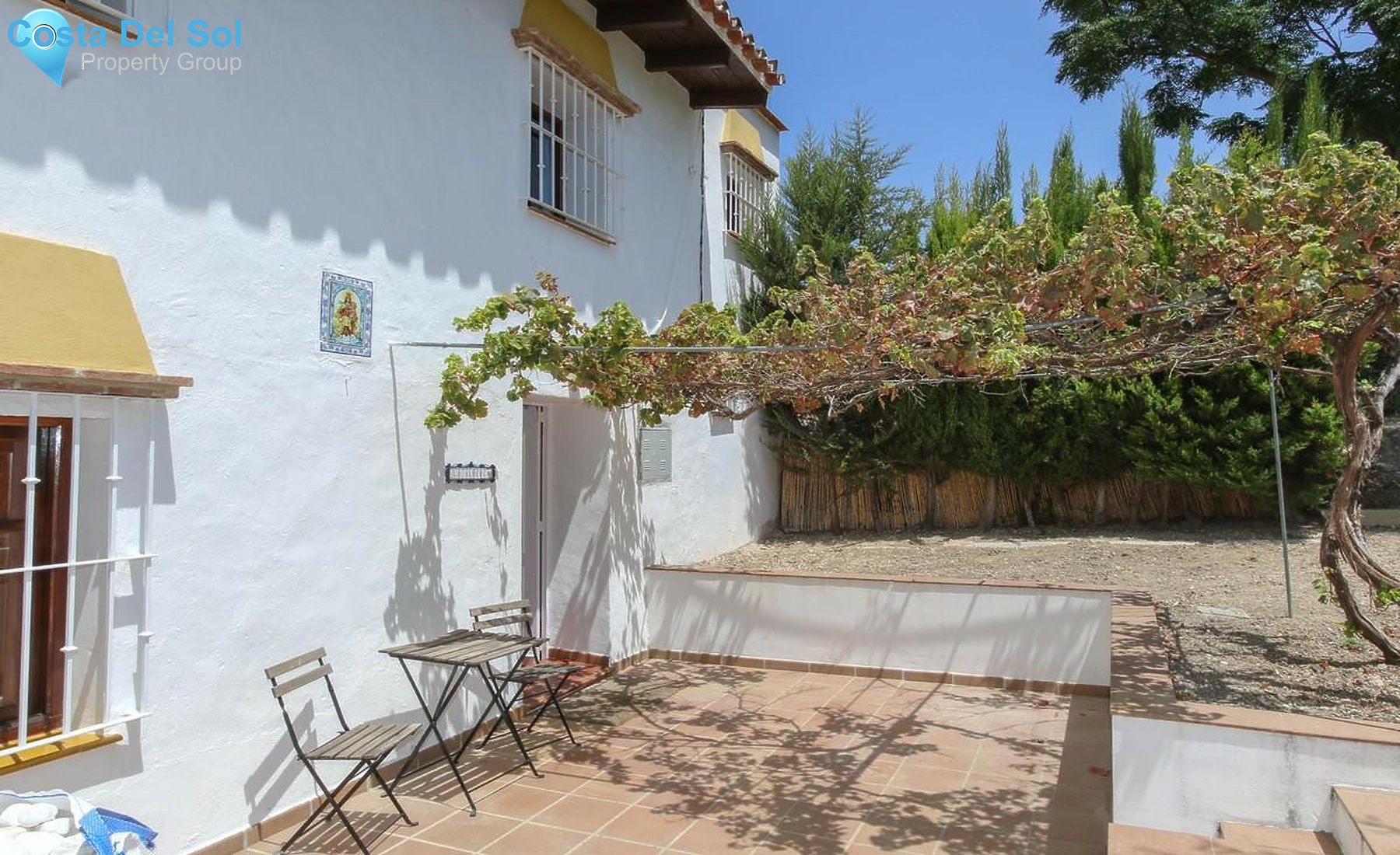 Townhouse in Alhaurín el Grande-1360408