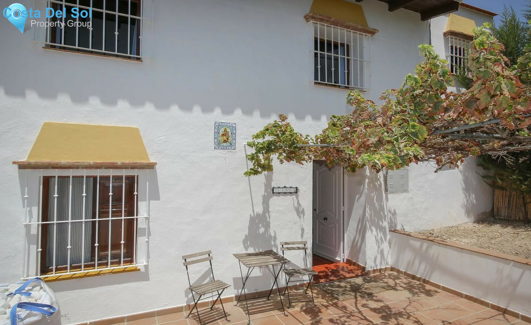 Townhouse in Alhaurín el Grande-1360391