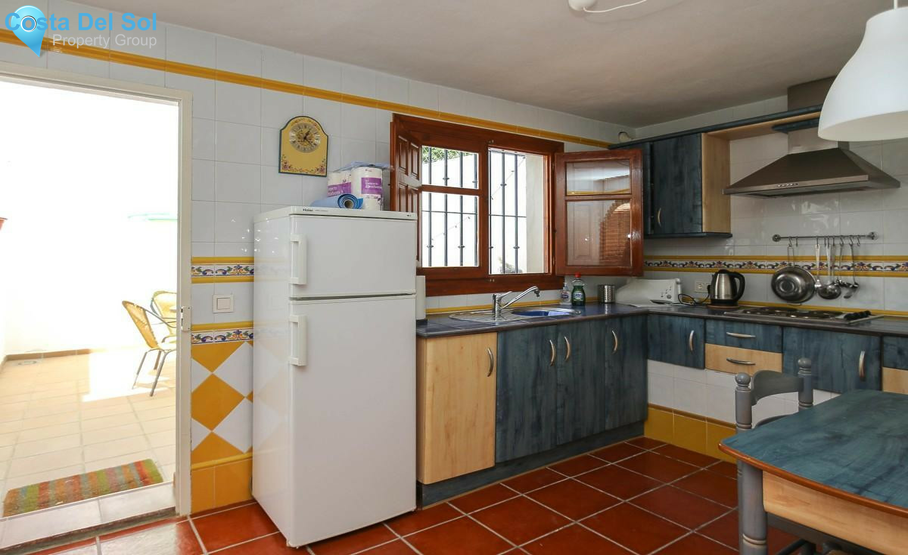 Townhouse in Alhaurín el Grande-1360398