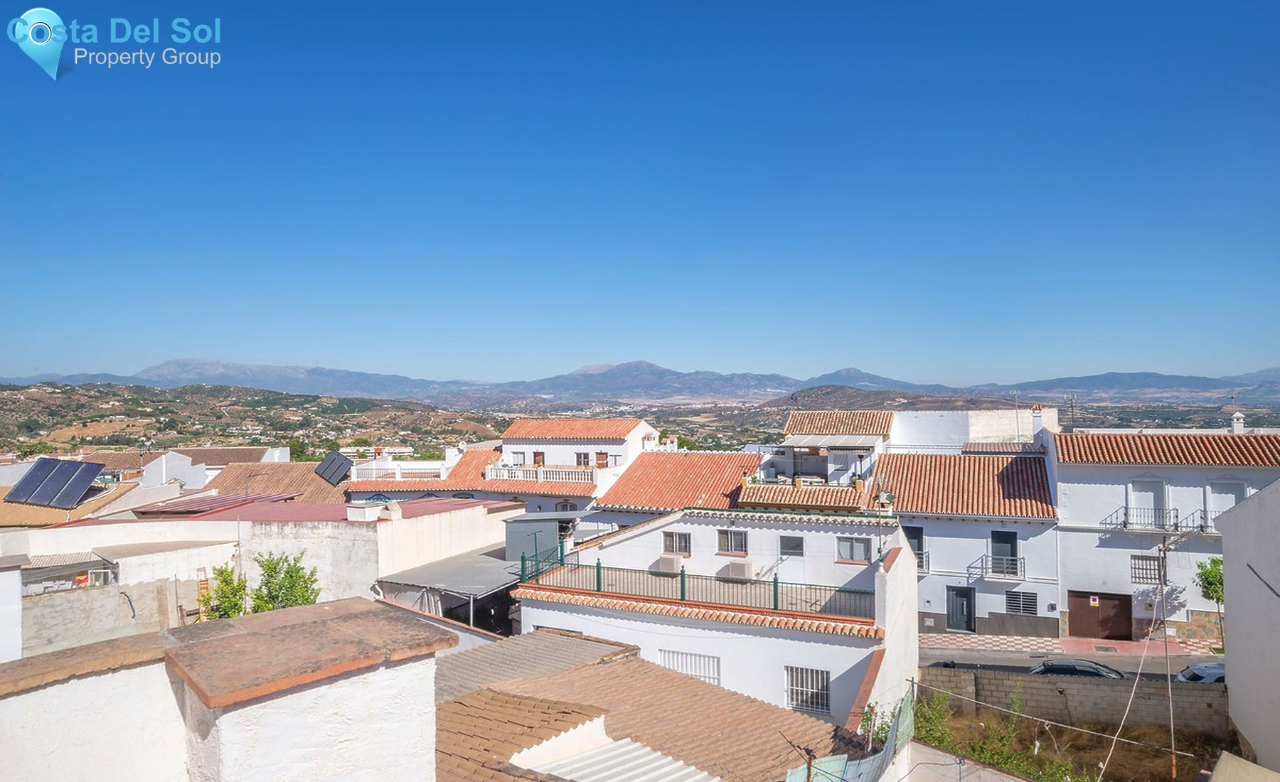 Townhouse in Alhaurín el Grande-1439980