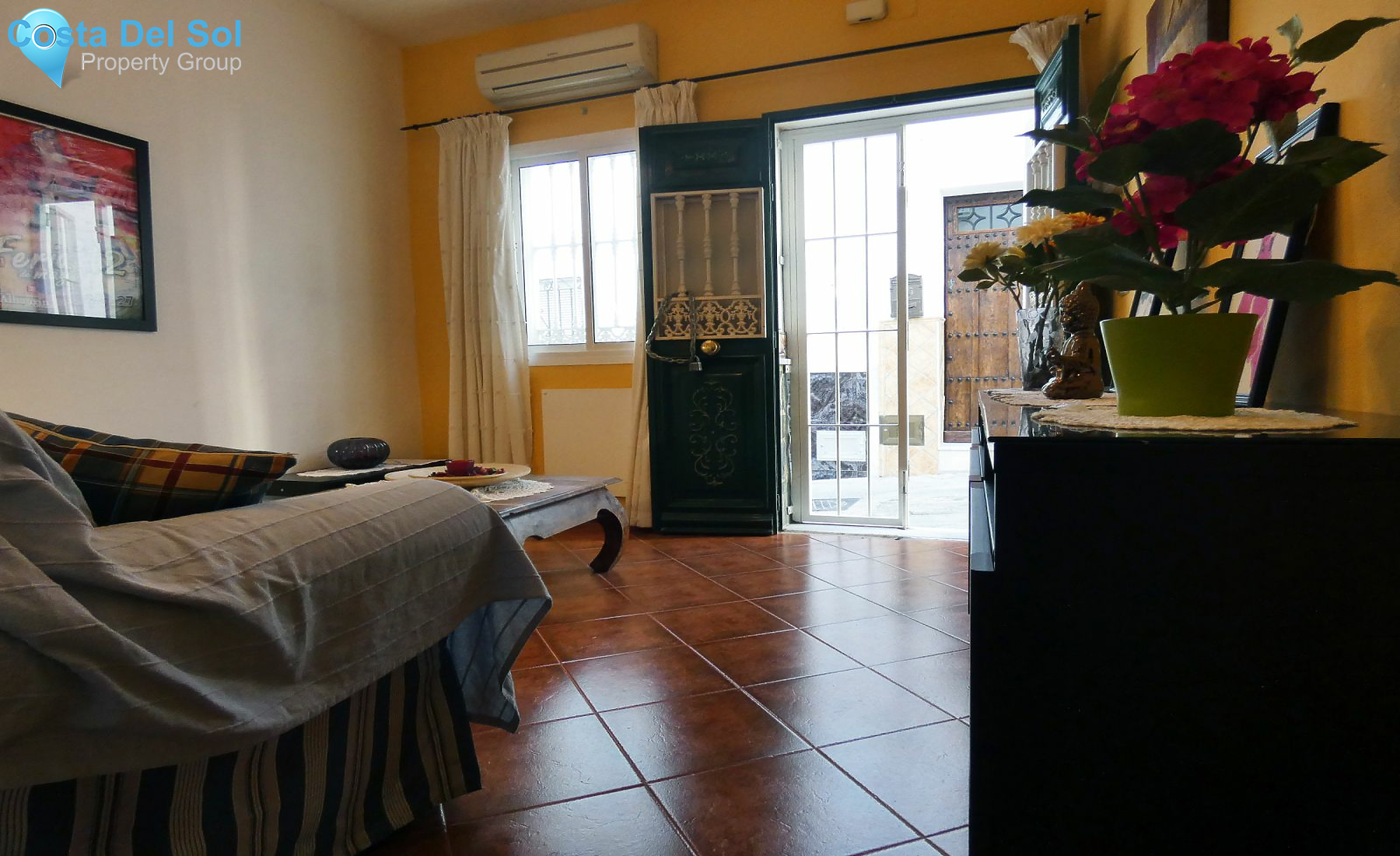 Townhouse in Alhaurín el Grande-1132144