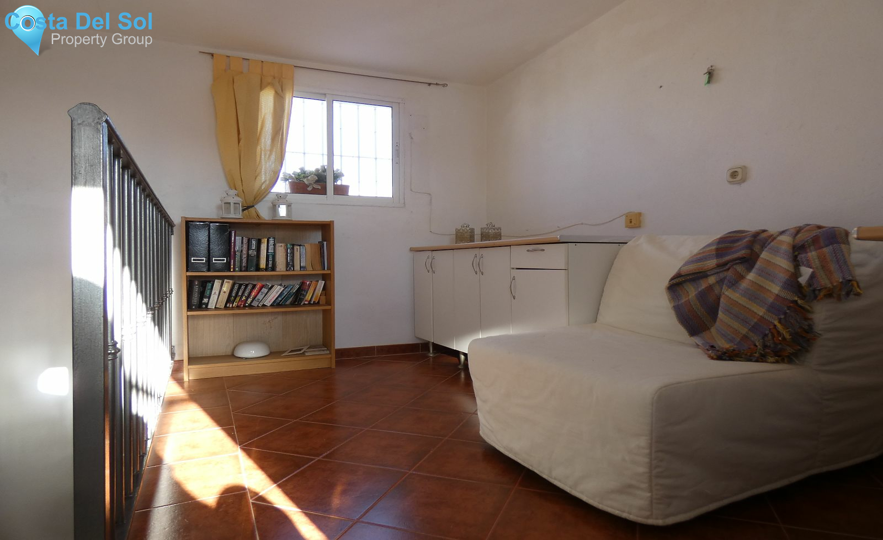 Townhouse in Alhaurín el Grande-1132157