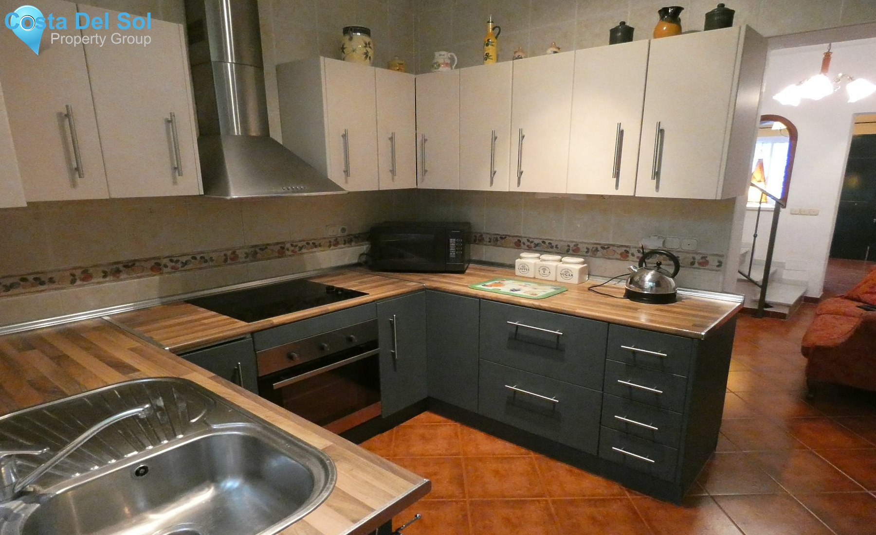 Townhouse in Alhaurín el Grande-1132149