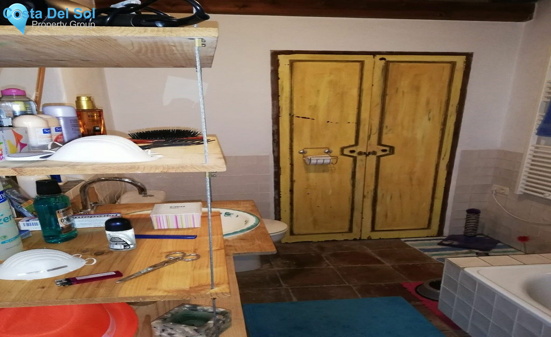 Townhouse in Alhaurín el Grande-1189114