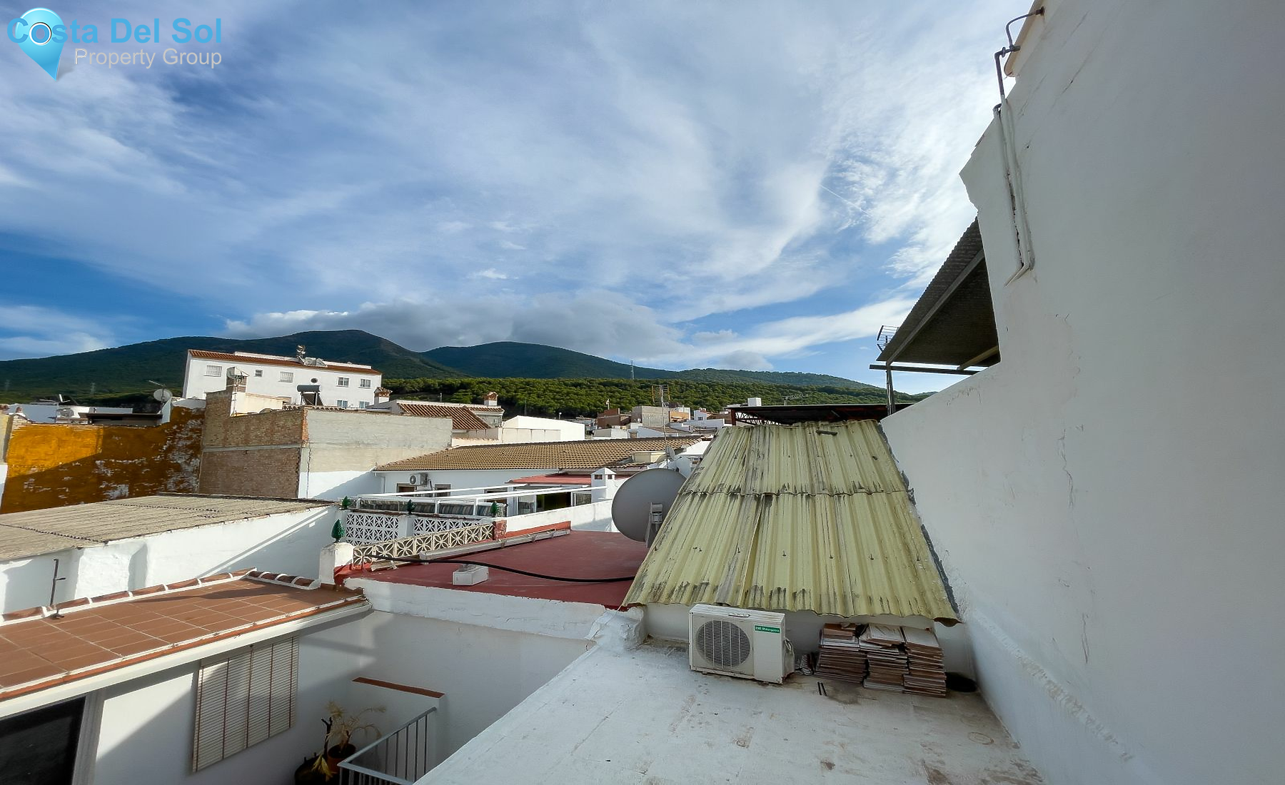 Townhouse in Alhaurín el Grande-1441702