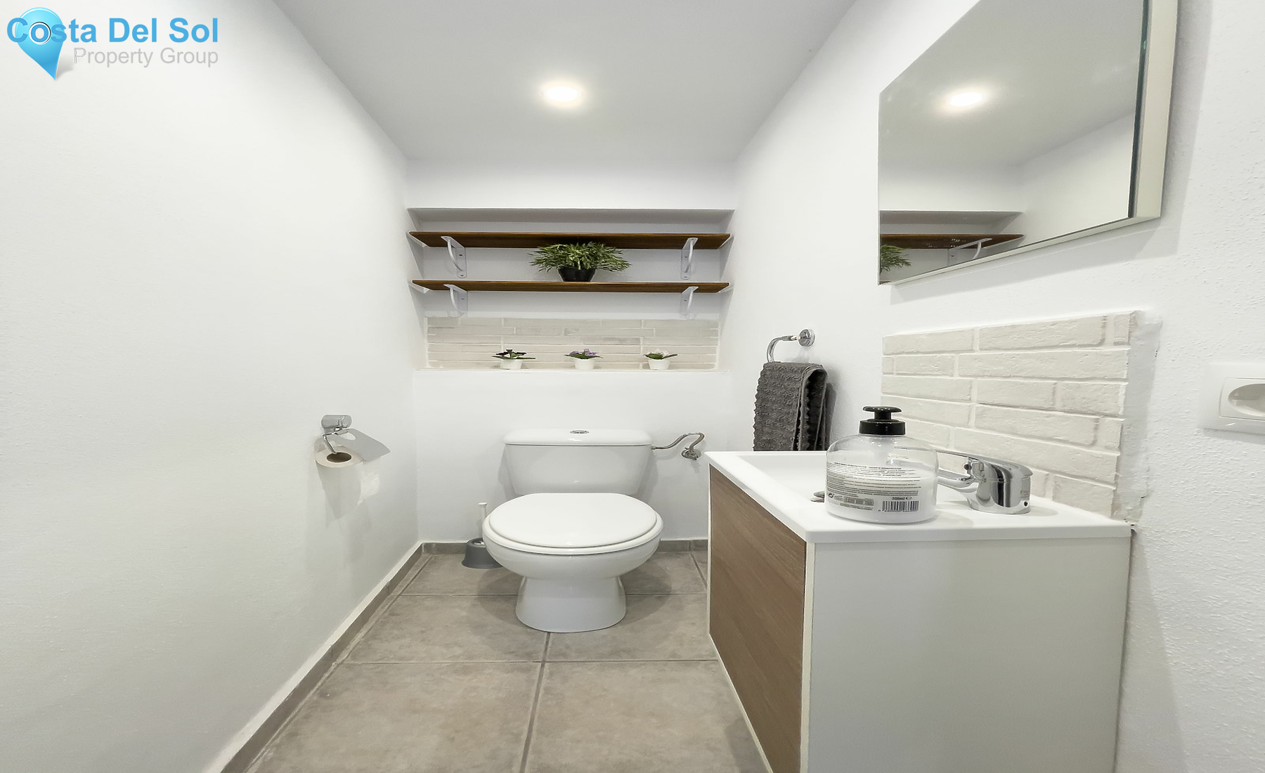 Townhouse in Alhaurín el Grande-1441687