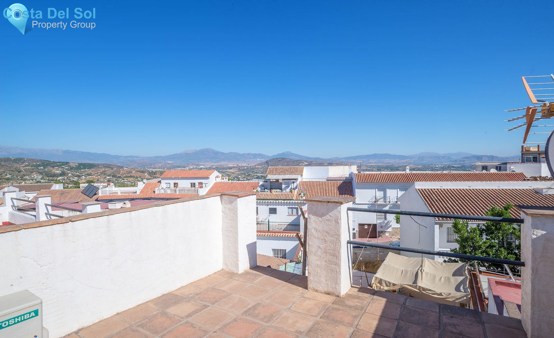 Townhouse in Alhaurín el Grande-1447069