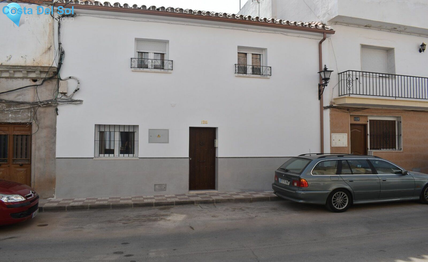 Townhouse in Alhaurín el Grande-1470035