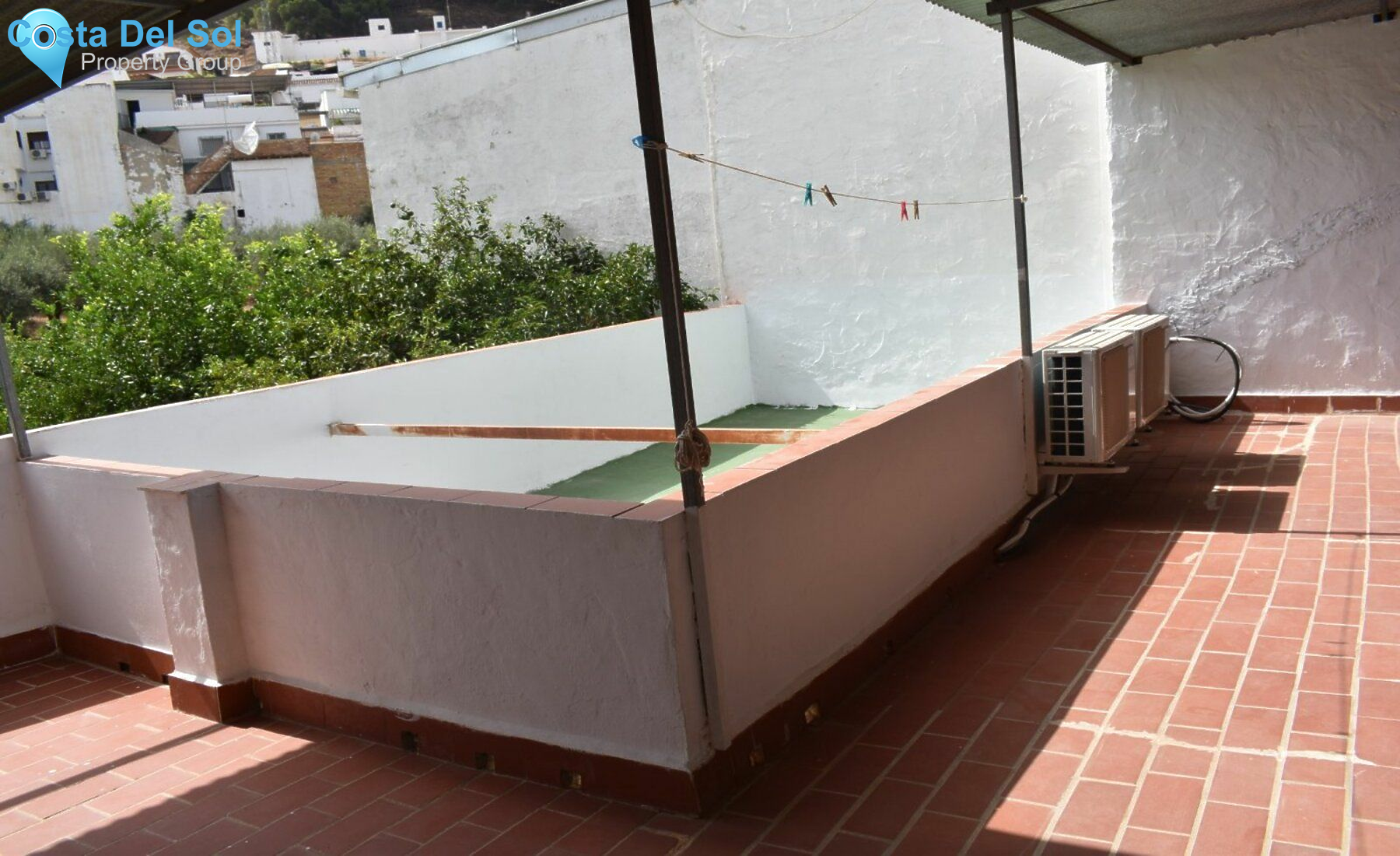 Townhouse in Alhaurín el Grande-1470040