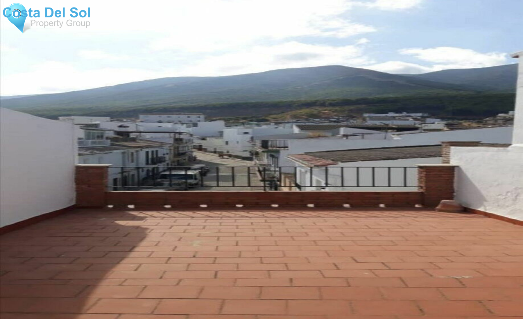 Townhouse in Alhaurín el Grande-1496707