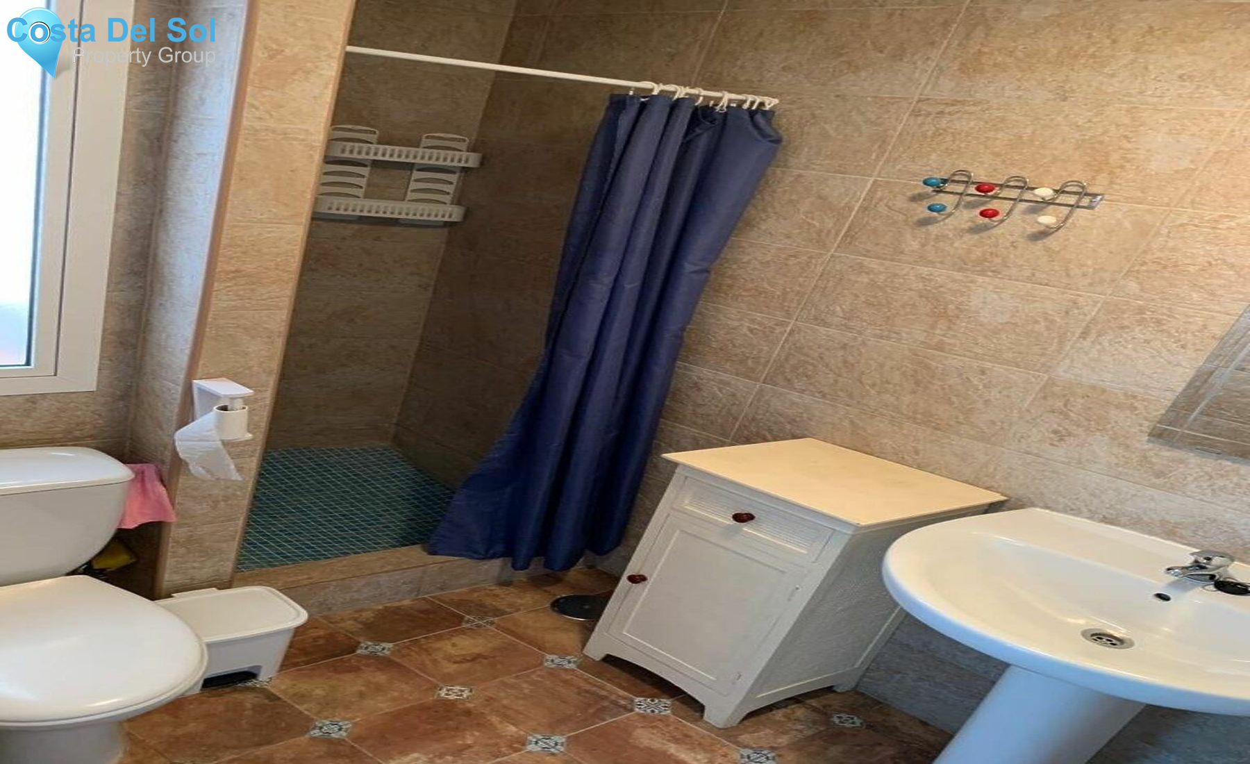 Townhouse in Alhaurín el Grande-1496720