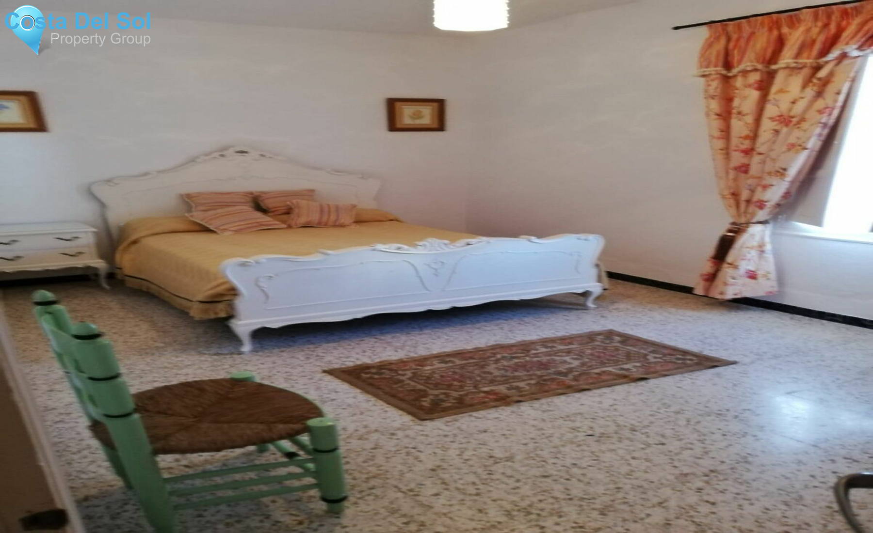 Townhouse in Alhaurín el Grande-1496721