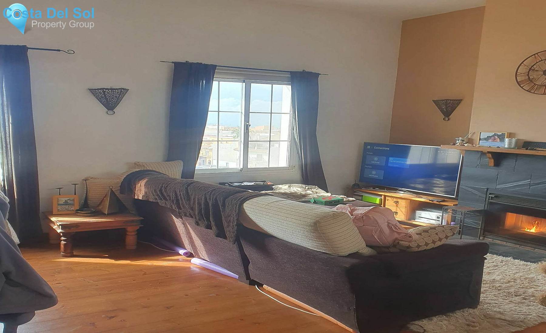 Townhouse in Alhaurín el Grande-1554270