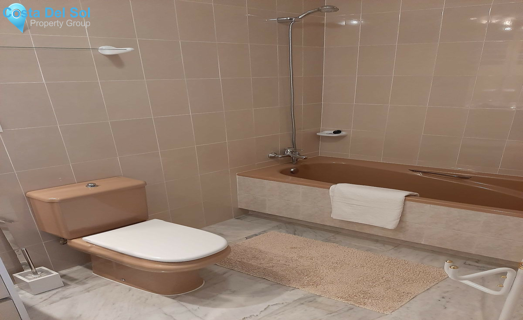 Townhouse in Calahonda-1259574