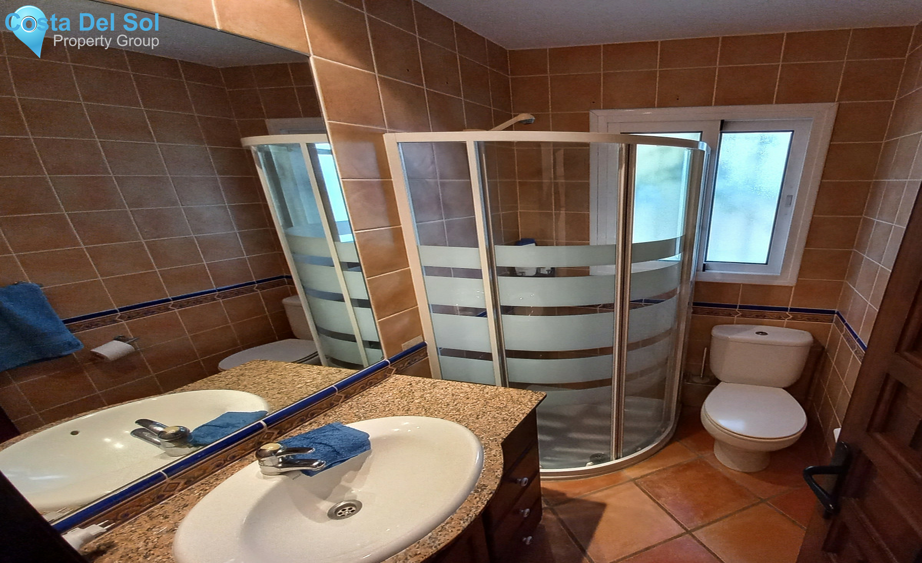 Townhouse in El Chaparral-717434