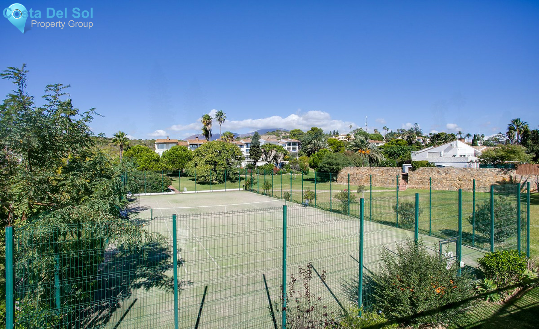 Townhouse in Estepona-1415682