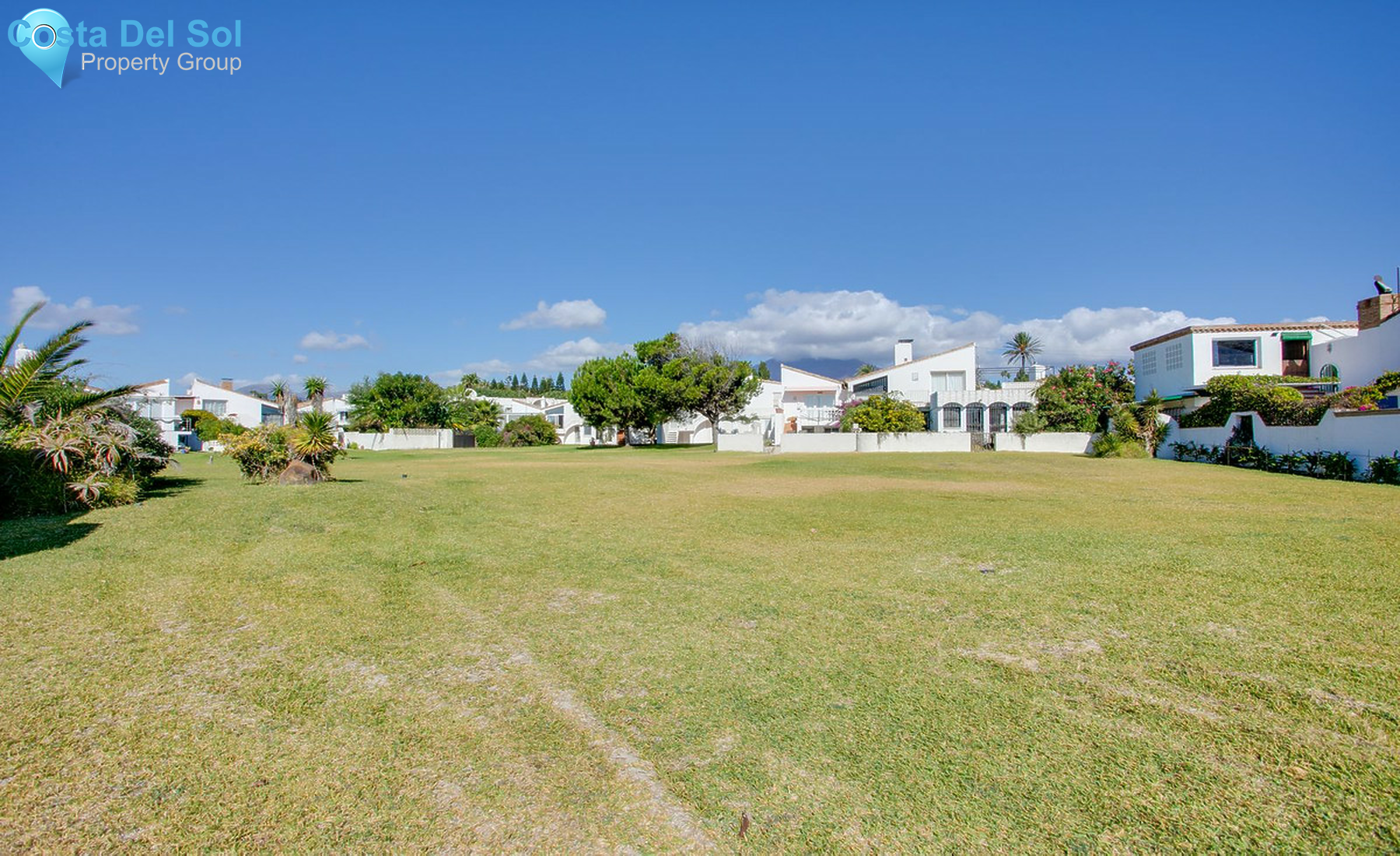 Townhouse in Estepona-1415679