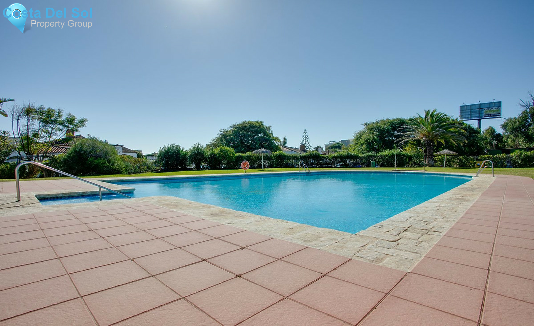 Townhouse in Estepona-1415680