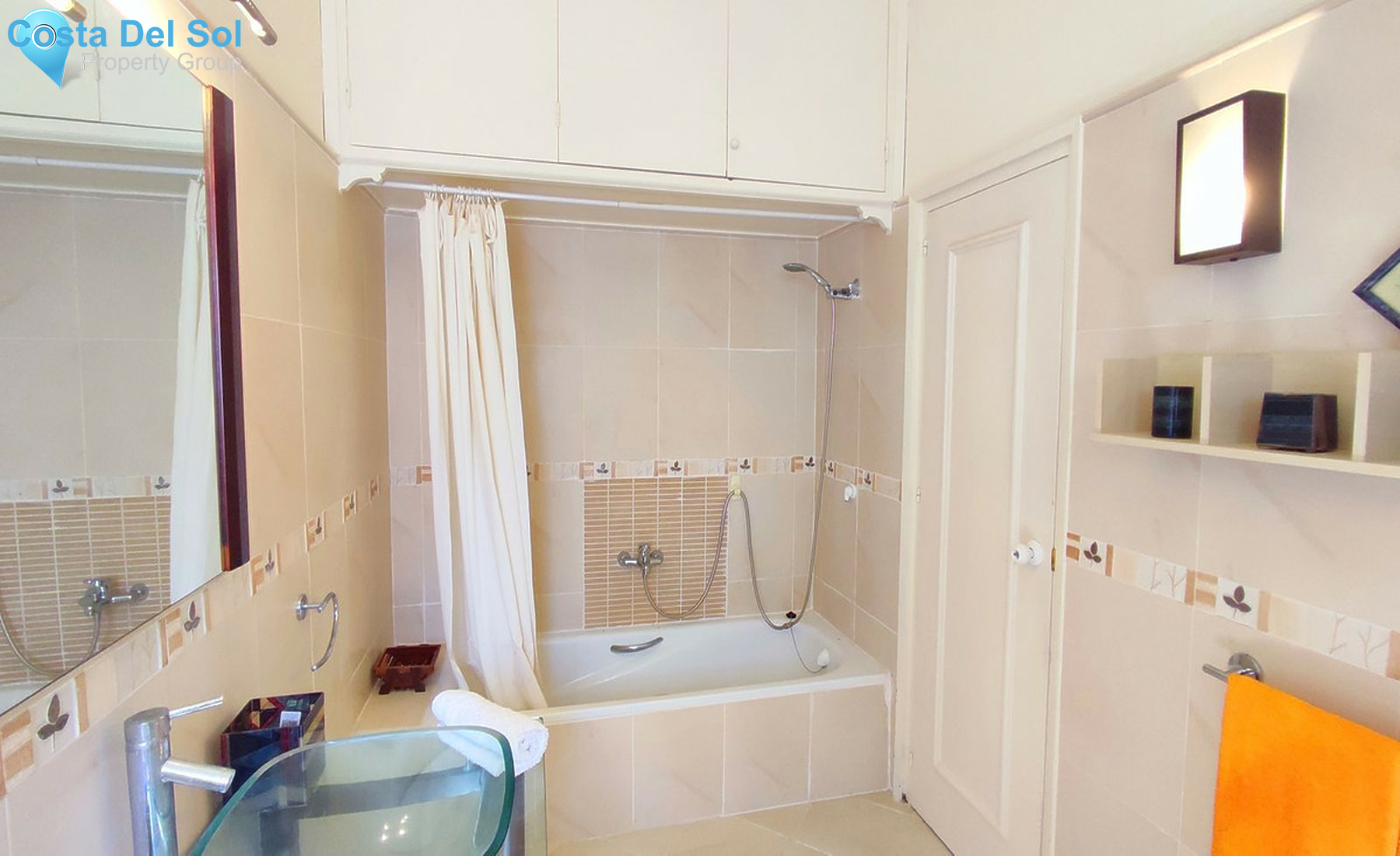 Townhouse in Estepona-1441218
