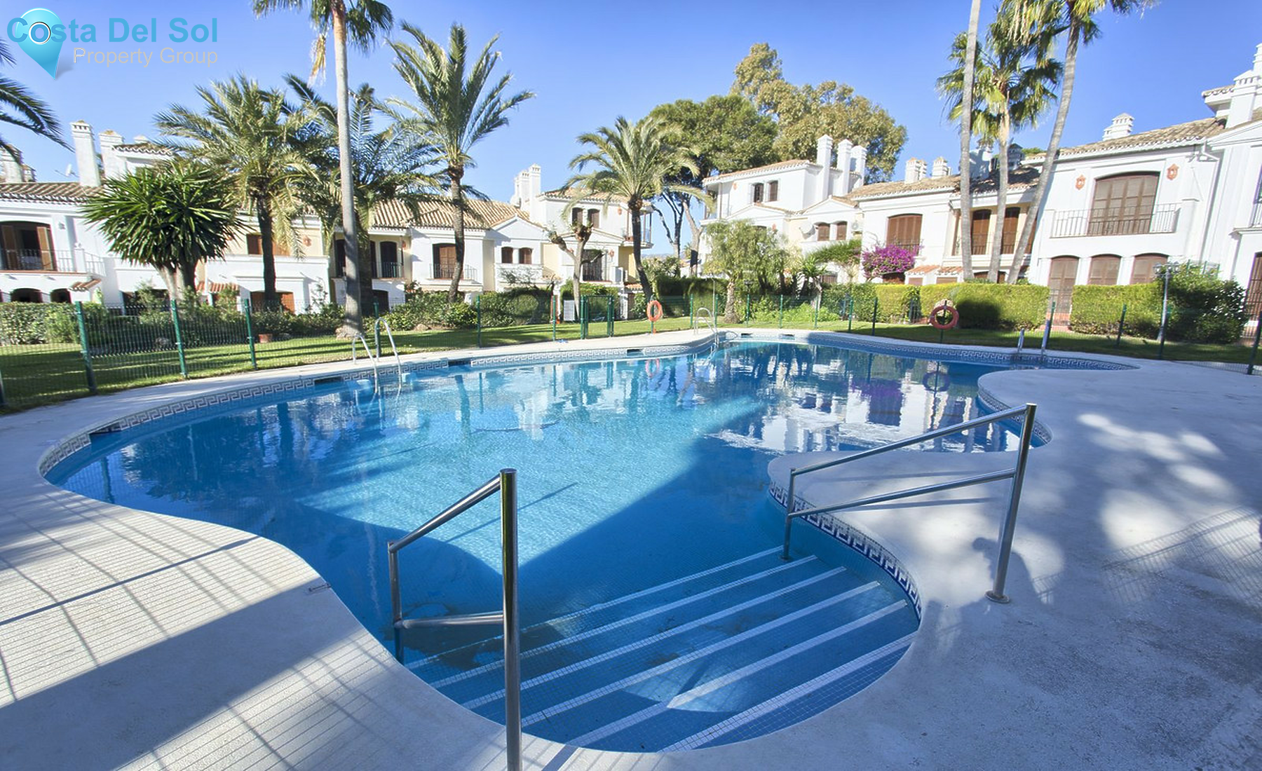 Townhouse in Estepona-1559156