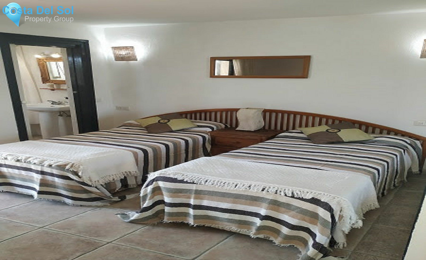 Townhouse in Estepona-1155833