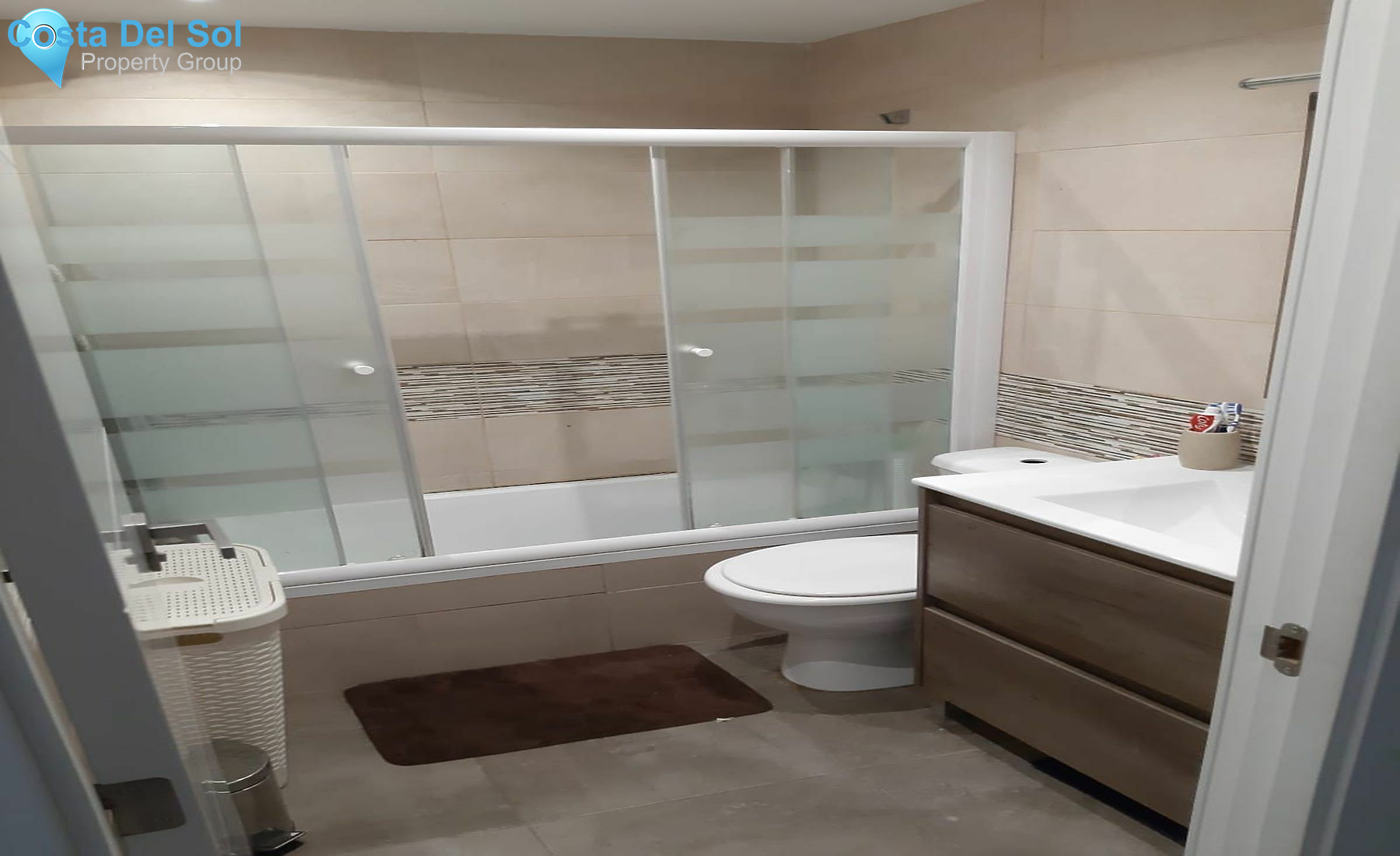 Townhouse in Estepona-1430878