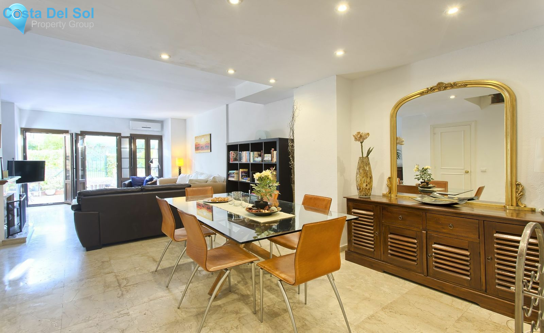 Townhouse in Estepona-1491984