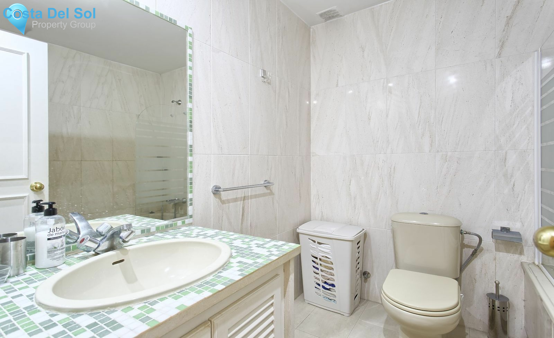 Townhouse in Estepona-1491988