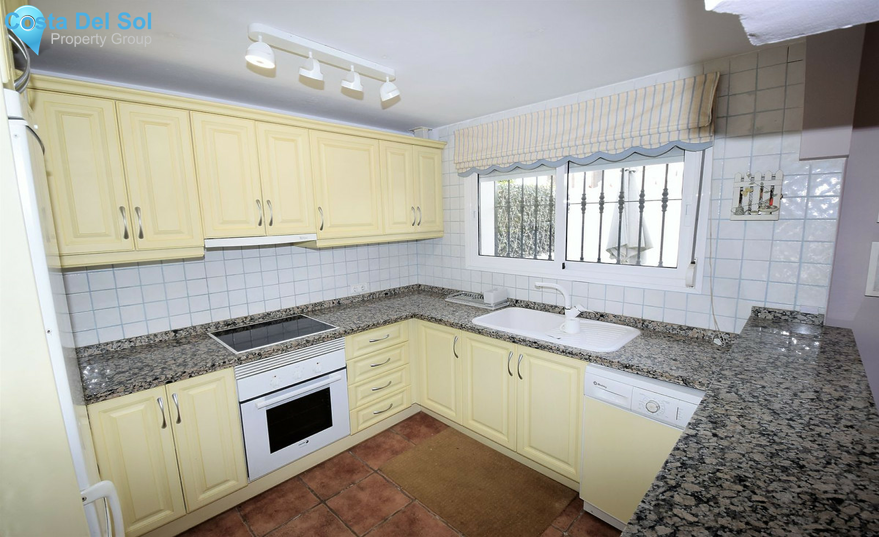 Townhouse in La Cala de Mijas-1413224