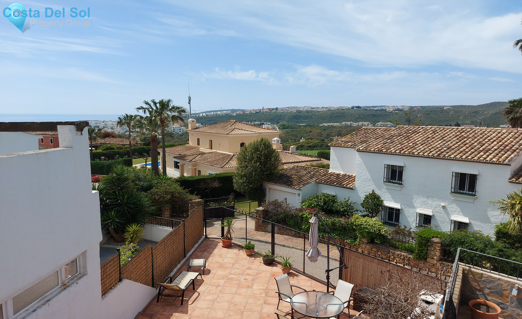 Townhouse in La Duquesa-1415032