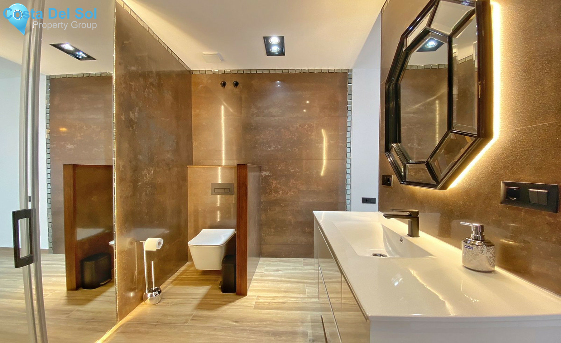 Townhouse in Marbella-1404024