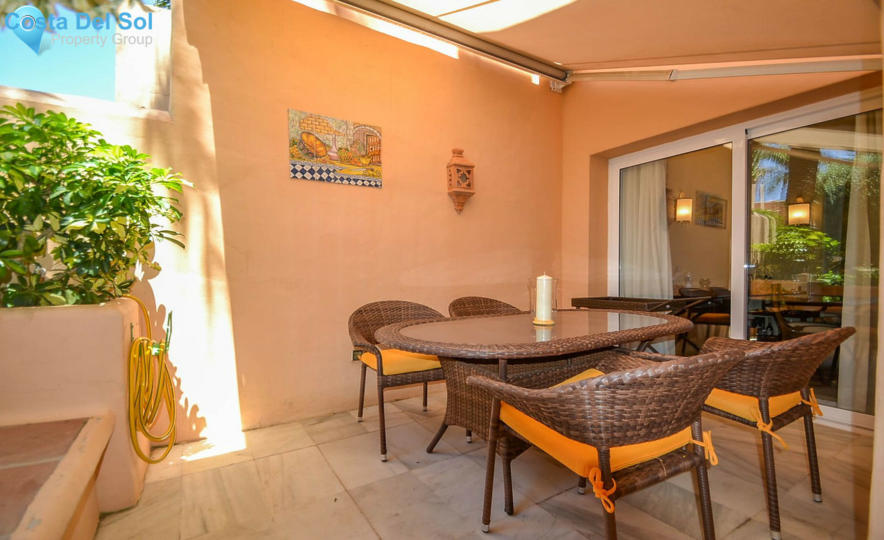 Townhouse in New Golden Mile-1268376