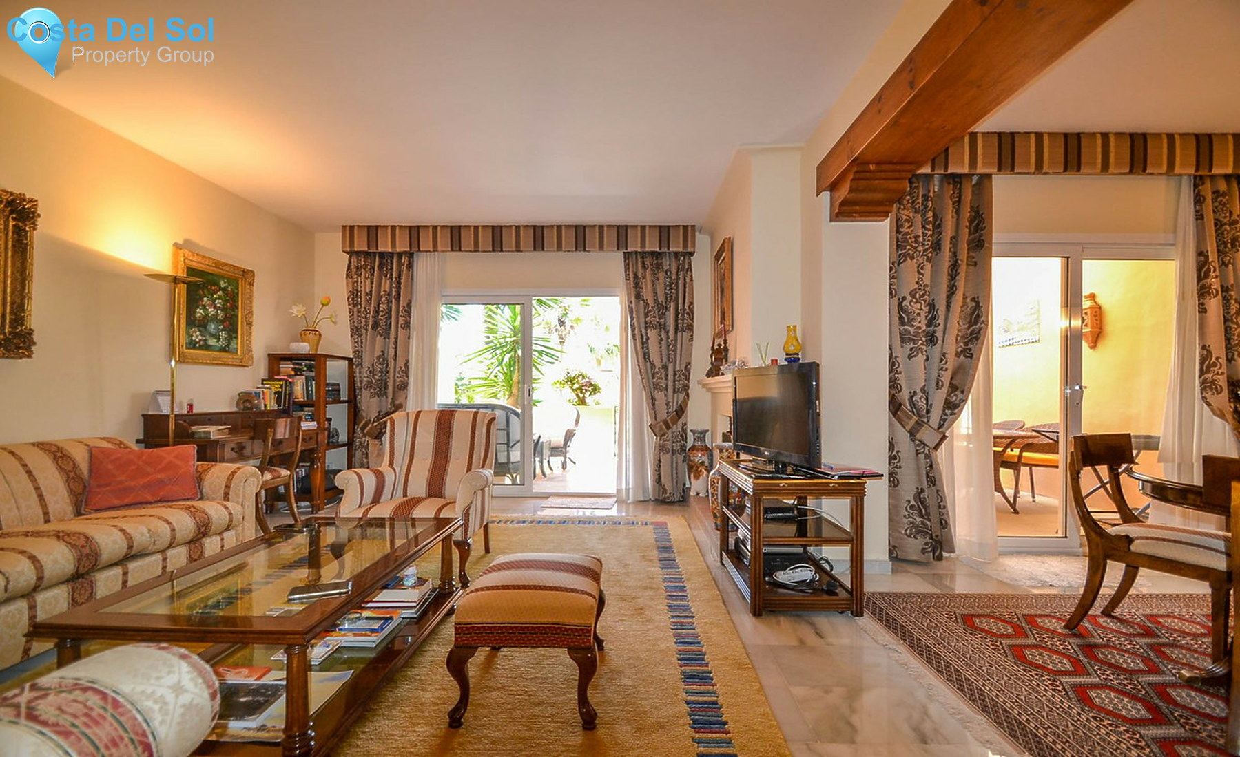 Townhouse in New Golden Mile-1268379