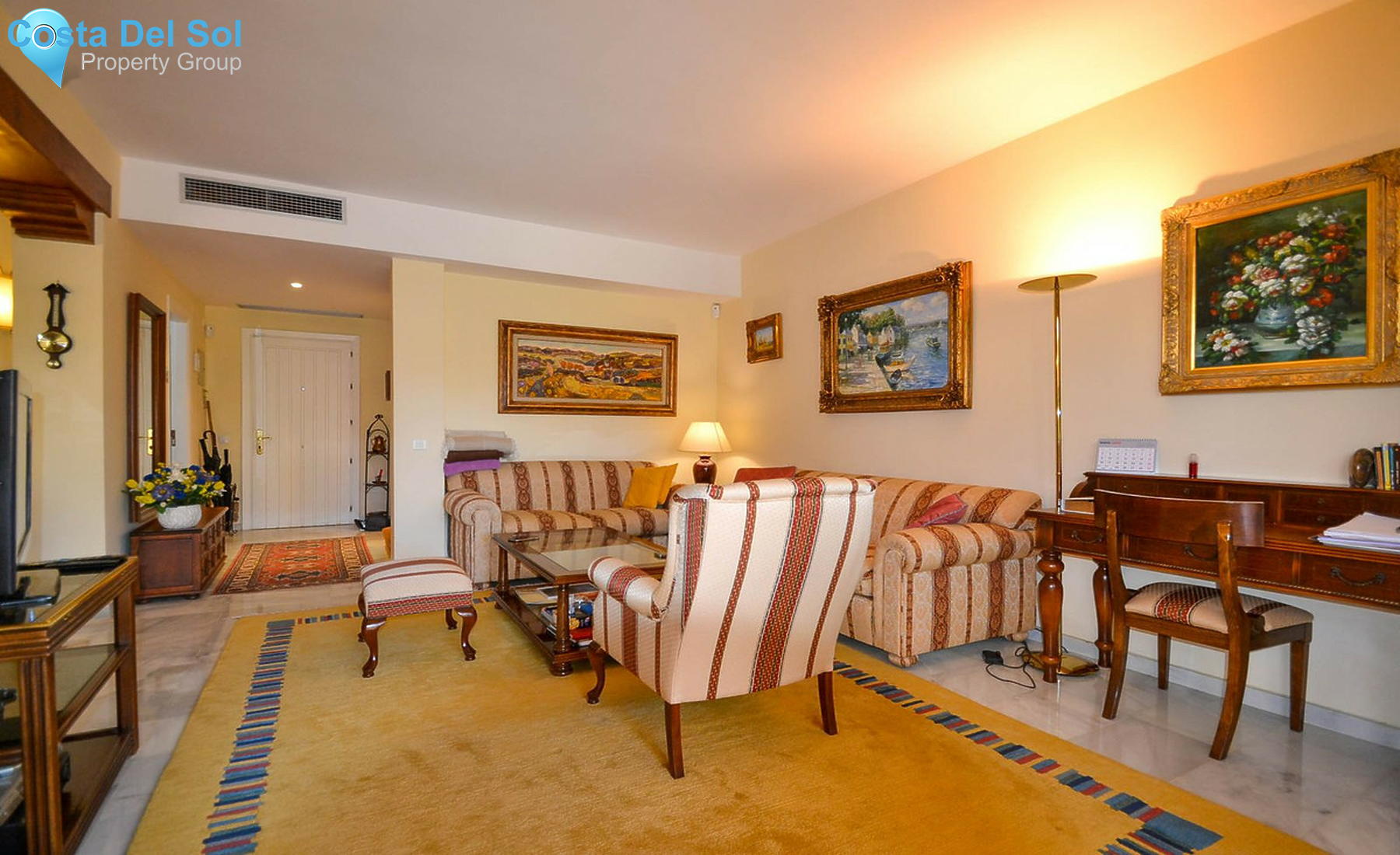 Townhouse in New Golden Mile-1268369