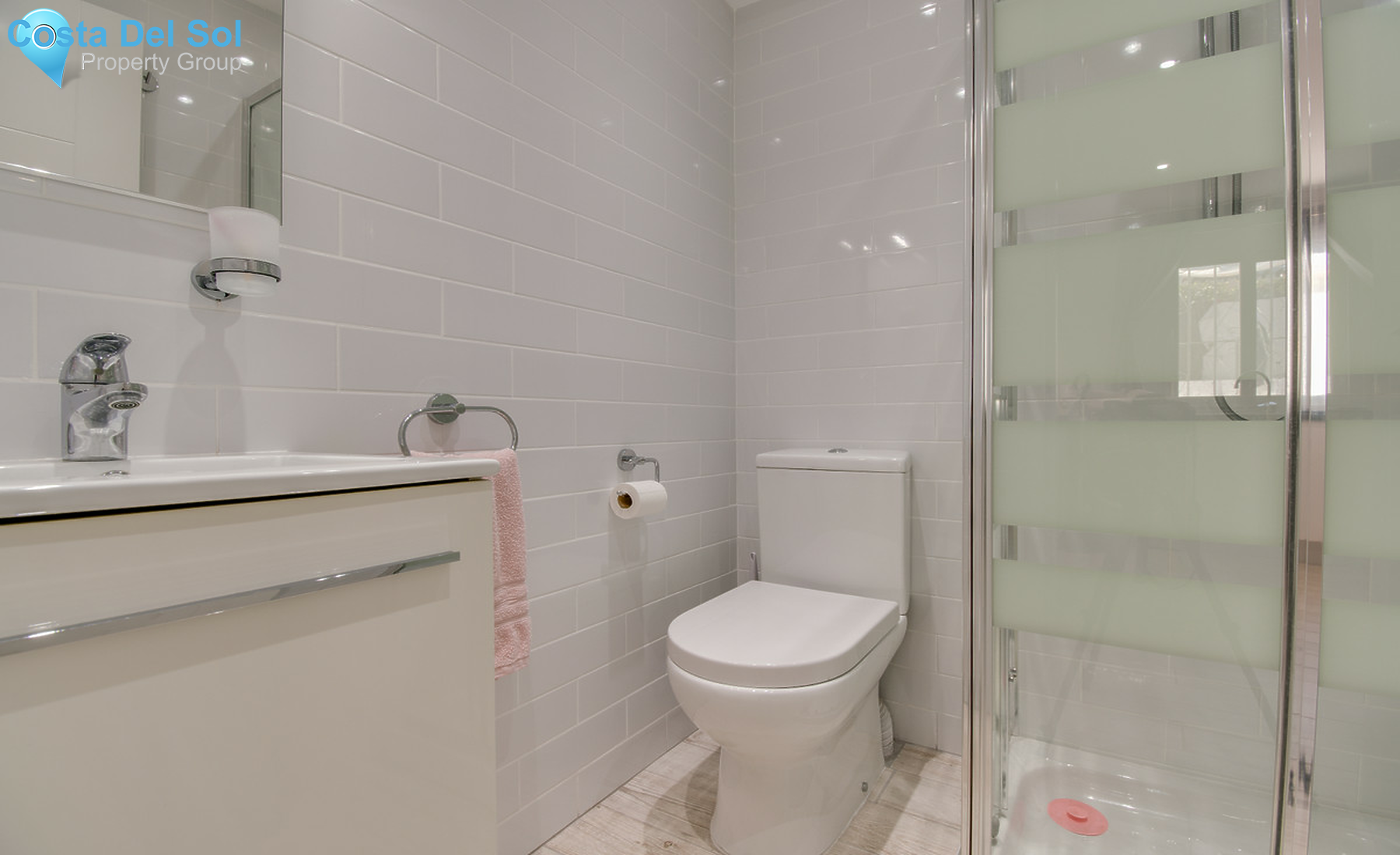 Townhouse in New Golden Mile-1324728