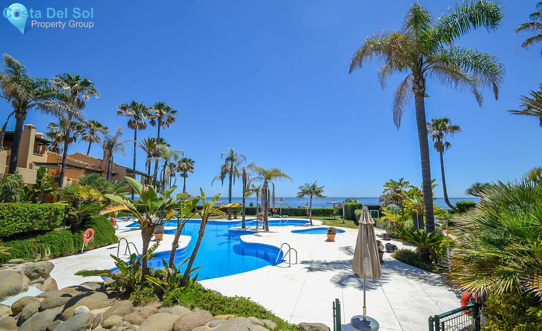 Townhouse in New Golden Mile