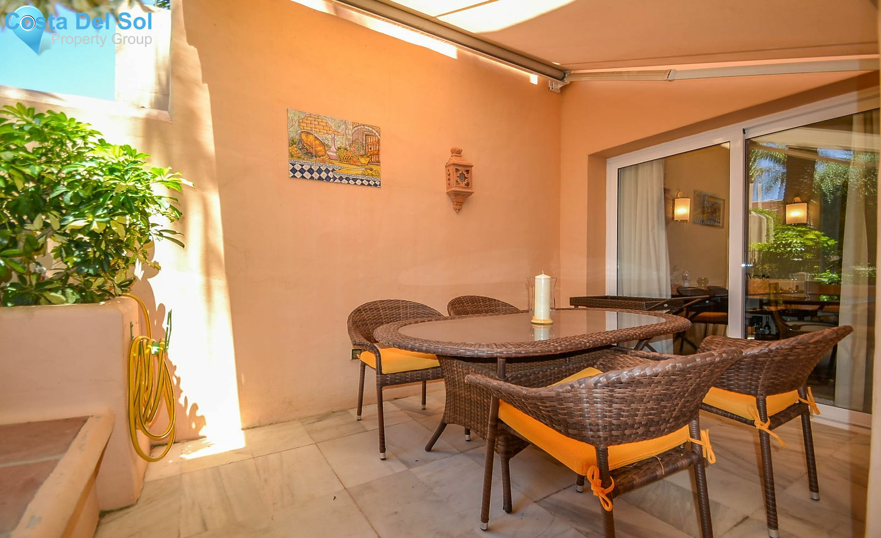 Townhouse in New Golden Mile-1181286