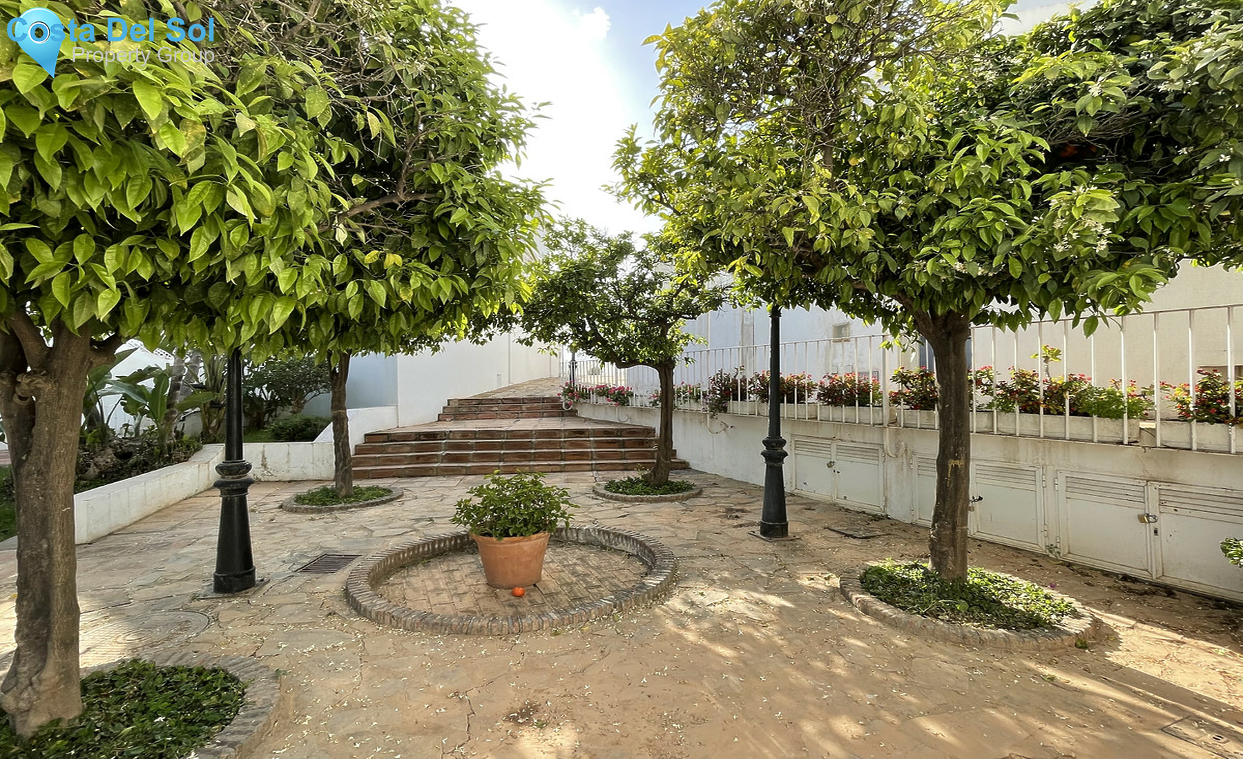 Townhouse in Nueva Andalucía-1298430