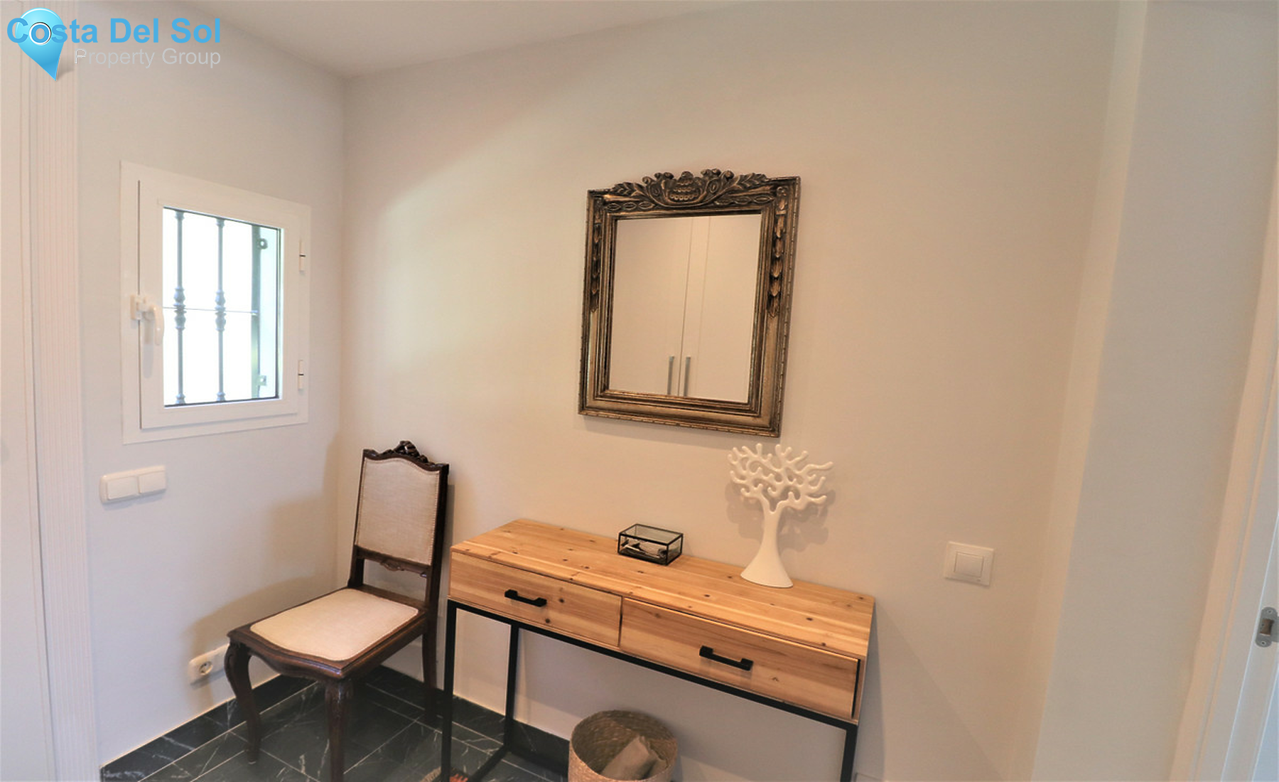 Townhouse in Nueva Andalucía-1310192