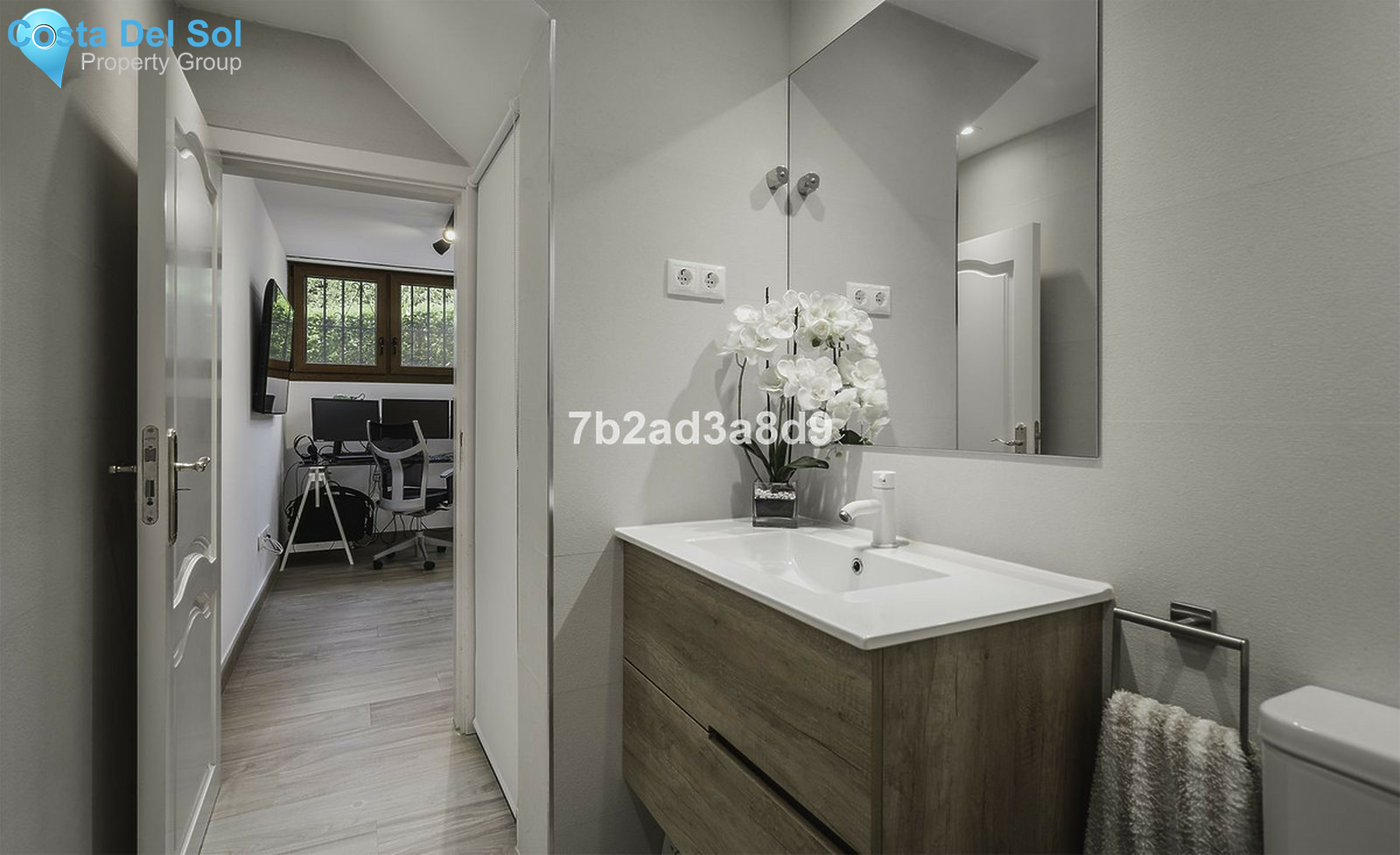 Townhouse in Nueva Andalucía-1405468