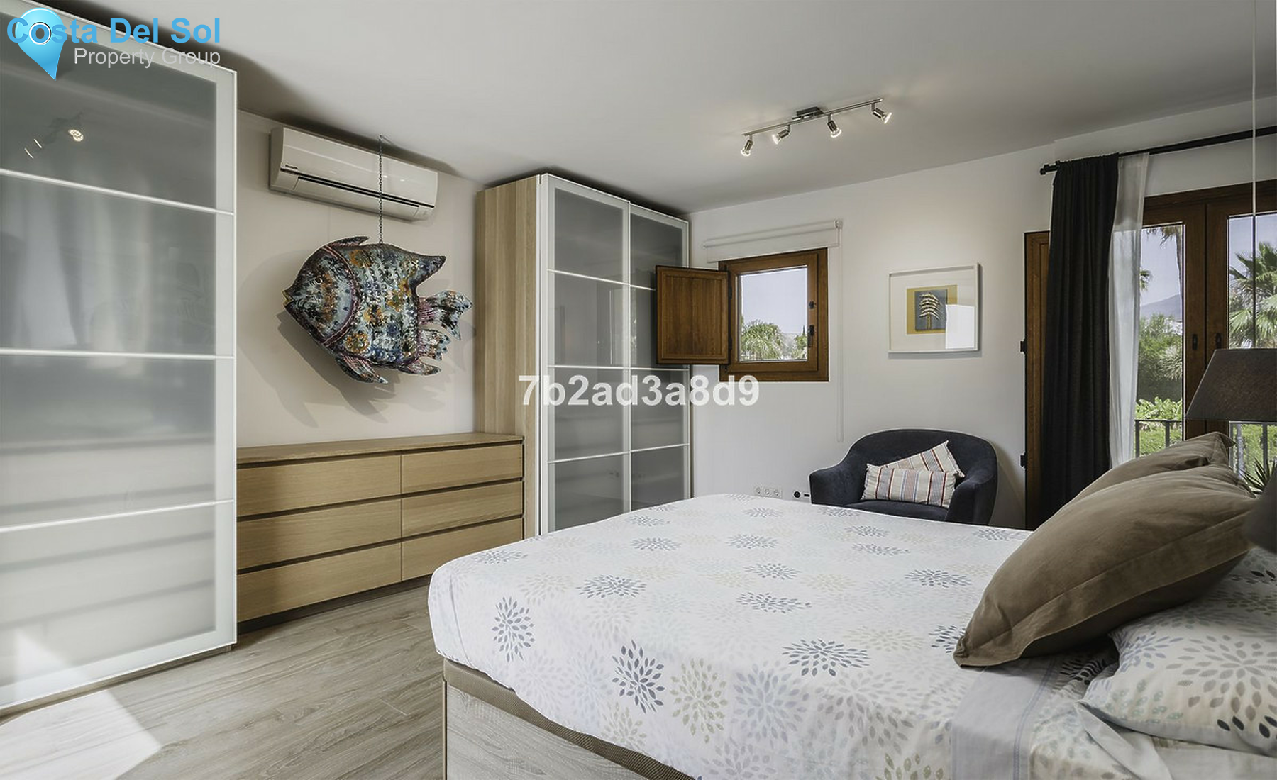 Townhouse in Nueva Andalucía-1405463