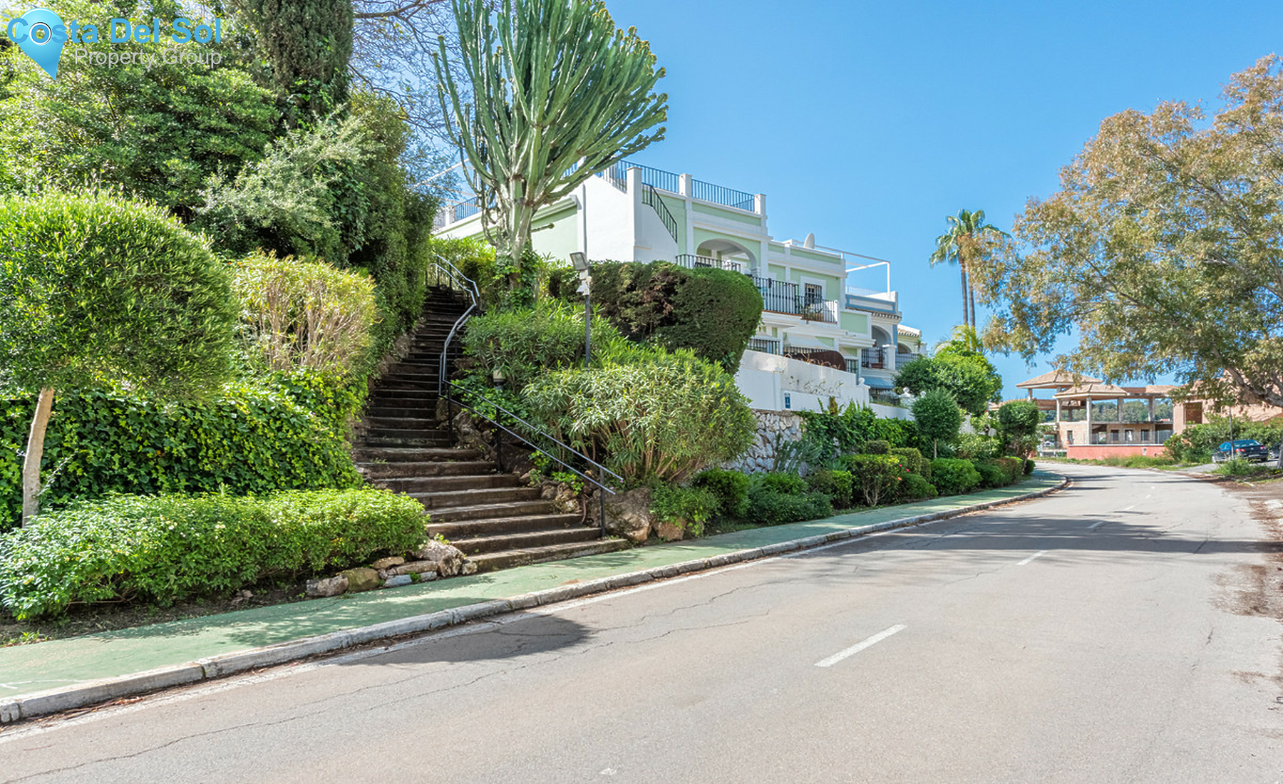 Townhouse in Nueva Andalucía-1454367