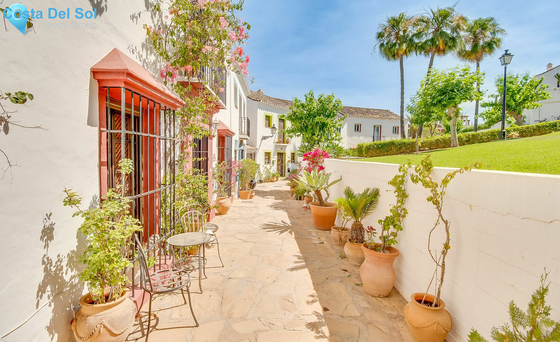 Townhouse in Nueva Andalucía-1127099