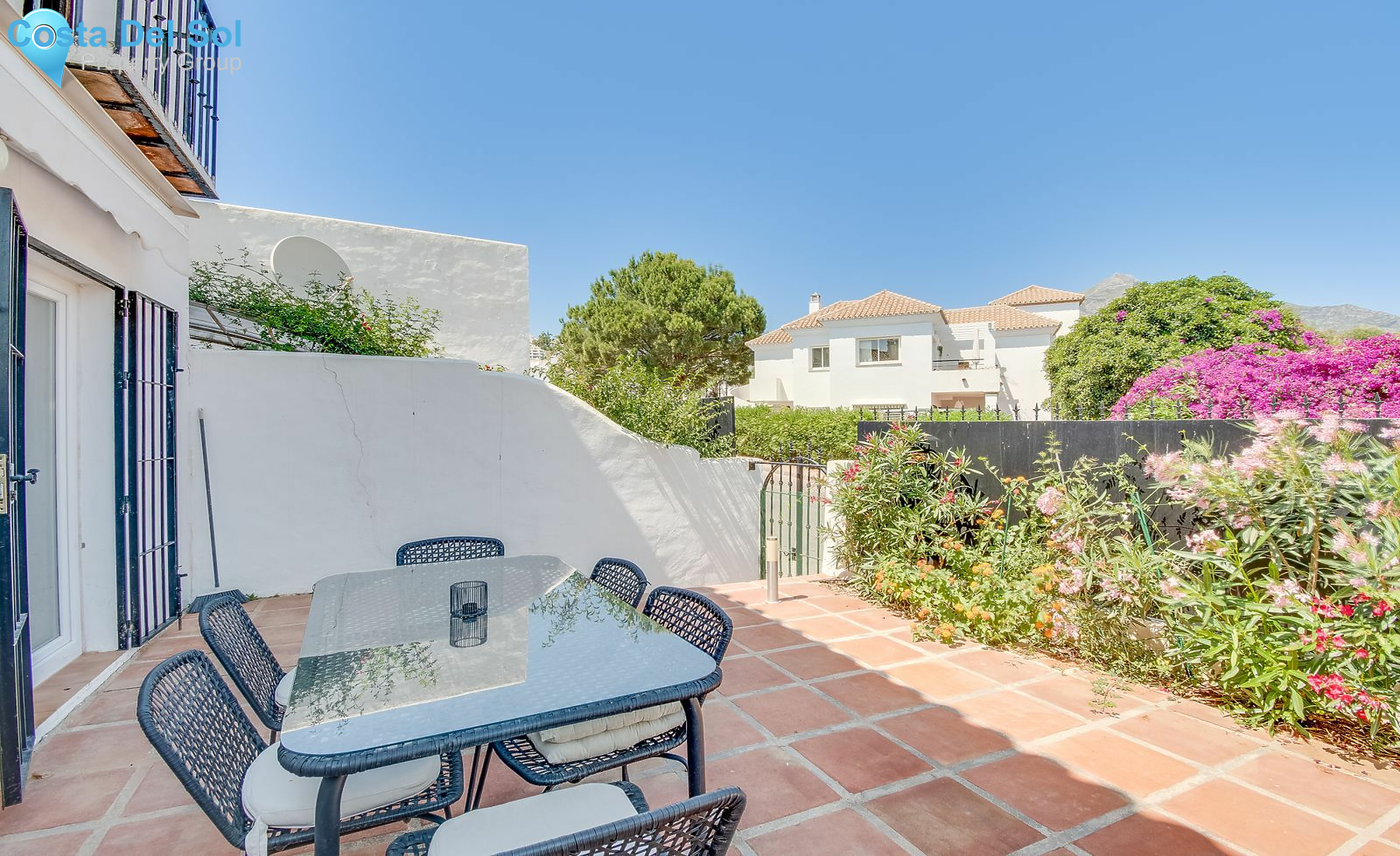 Townhouse in Nueva Andalucía-1127100