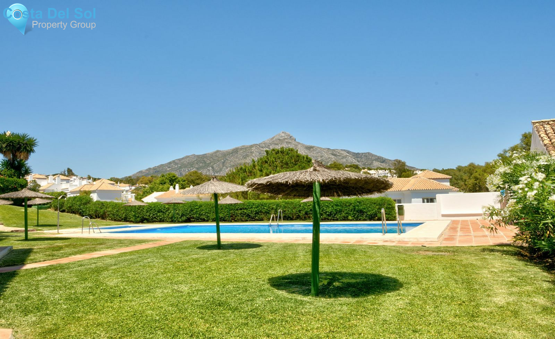 Townhouse in Nueva Andalucía-1127089